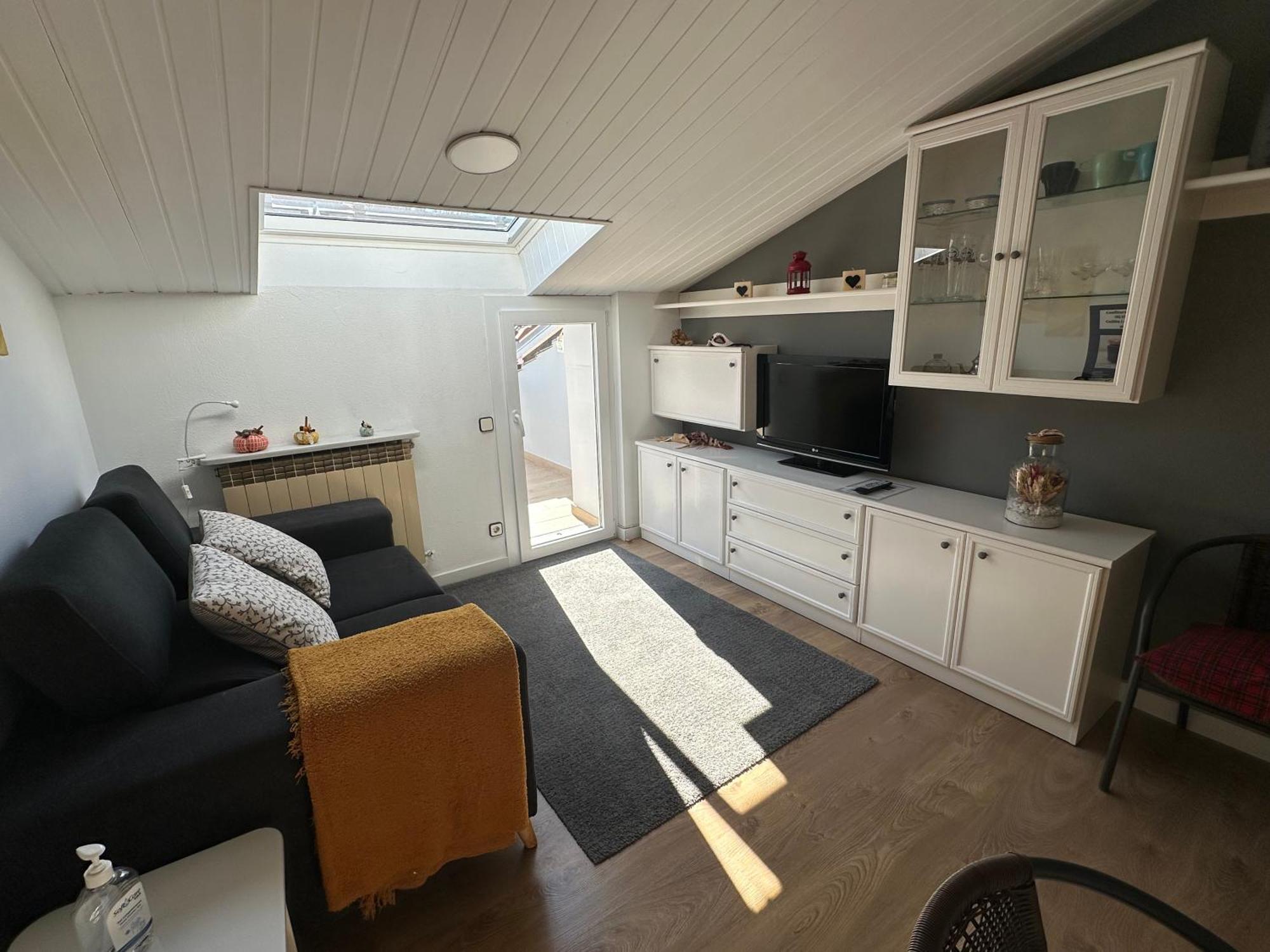Loft Del Taga Apartment *